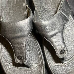 Fitflop Black Leather Thong Sandals